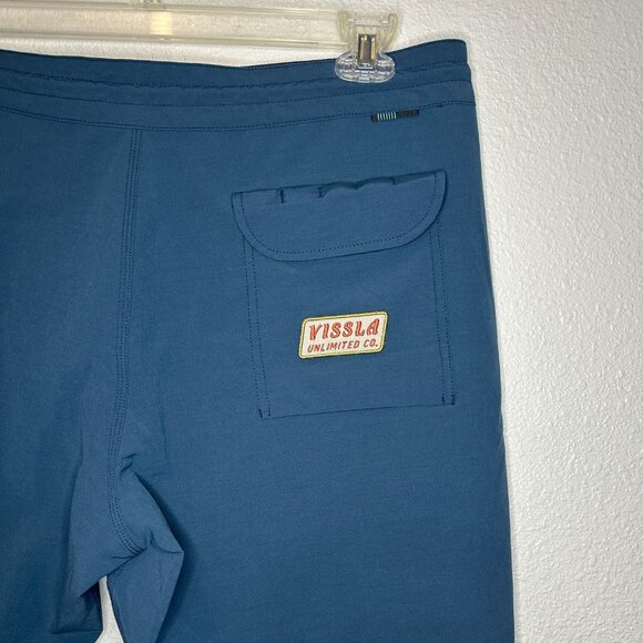 VISSLA Unlimited CO. men's board shorts - Picture 4 of 6